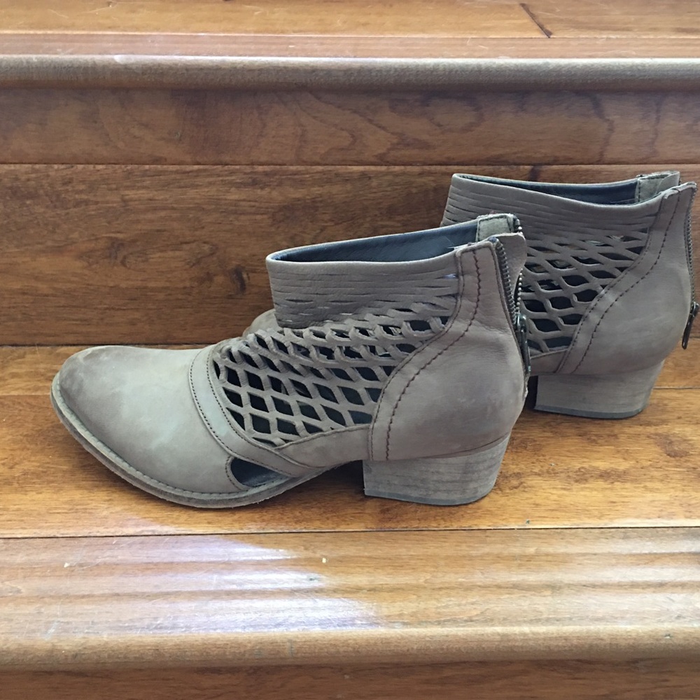 Rebels Booties - image 2